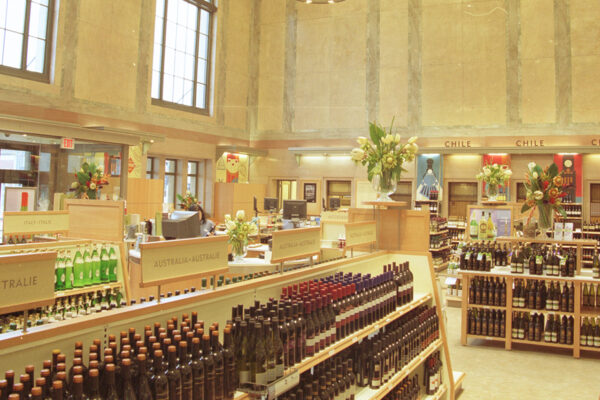 North-Toronto-Station-interior-1